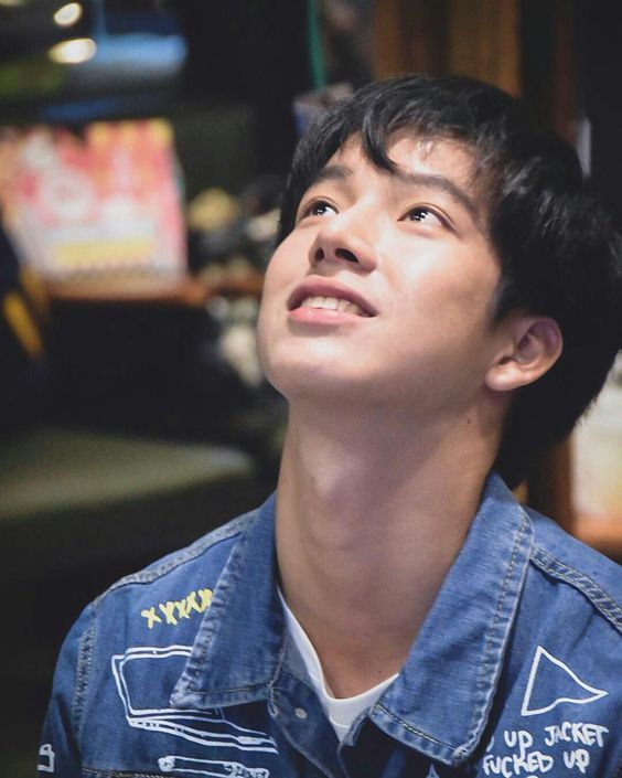 DafneSaki's tweet photo. Thank you very much guys, without you all this would not have been a success! You are the best, each one of you contributed a grain of sand and filled all 2gethers with their charms. #คั่นกูตอนจบ #คั่นกู #2gethertheseries @Toptap_jirakit @mmikesiri @FThanatsarun @Drake_Laedeke https://t.co/k0tYUggCXC