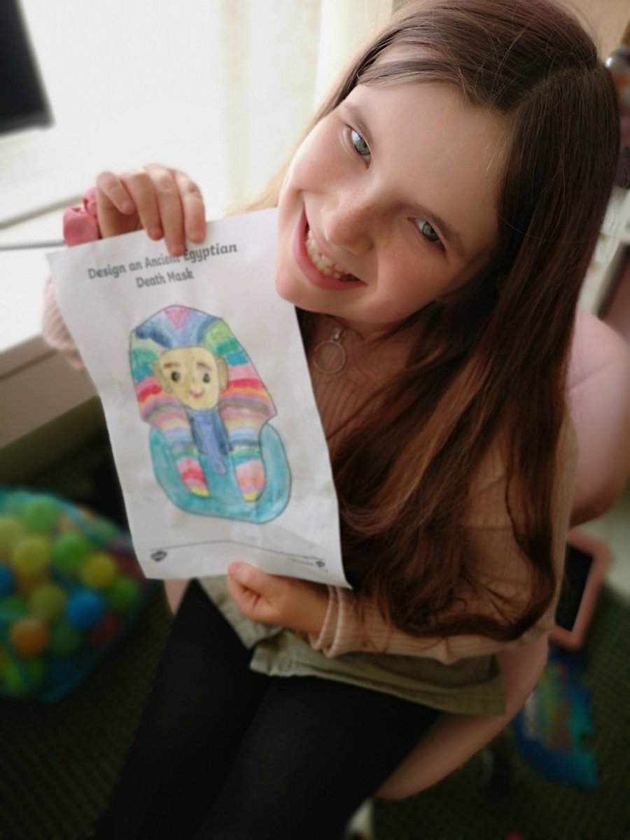 joann0208's tweet photo. @ChurchHillJS another busy day homeschooling, Caitlin Orton (Sandringham), did spelling shed hive, finished her English, she enjoyed creating her own style death mask. https://t.co/kZ24KmxAJ6