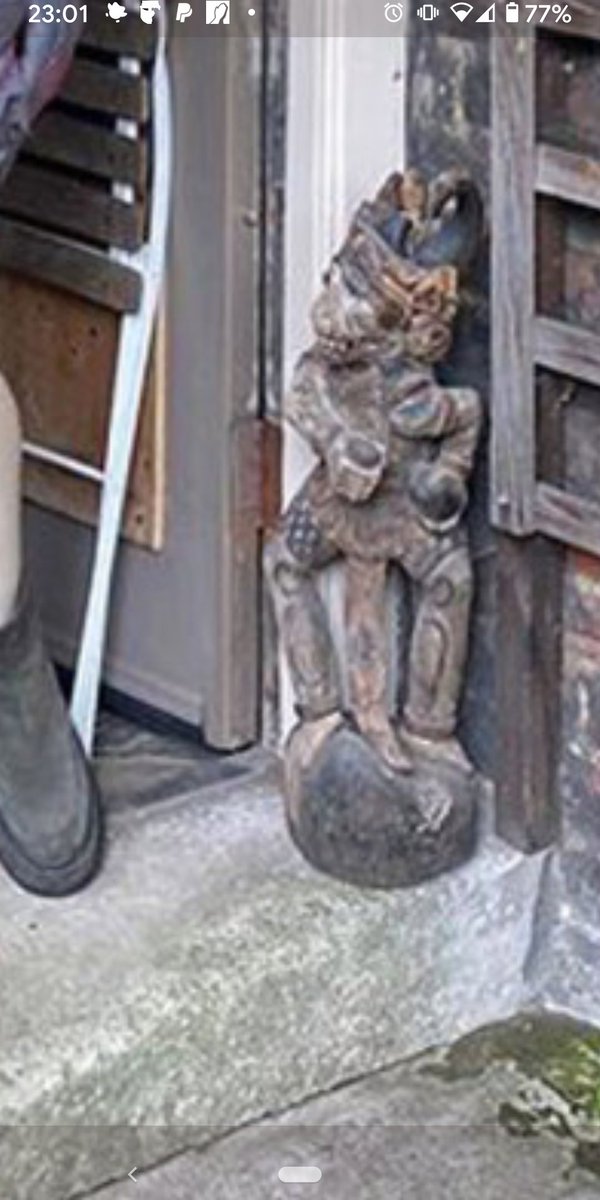 FibonacciNature's tweet photo. @FlavellG @Timhortinz As if that weren't disturbing enough, did you spot the garden ornament beside her?
#TKMaxxTreasure? https://t.co/Fmaa3rzo9a