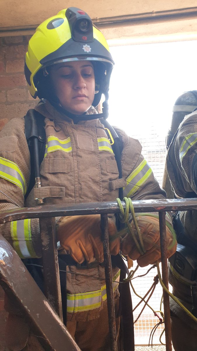 WFSUK1's tweet photo. Guideline Training...big smiles obvs, until I get my concentration face on. Not been doing this long, next time it will be blindfolded! 🙃 #stoppouting @ErdingtonFire @WestMidsFire https://t.co/B9EPmqy5Md https://t.co/iIzZ6122HF