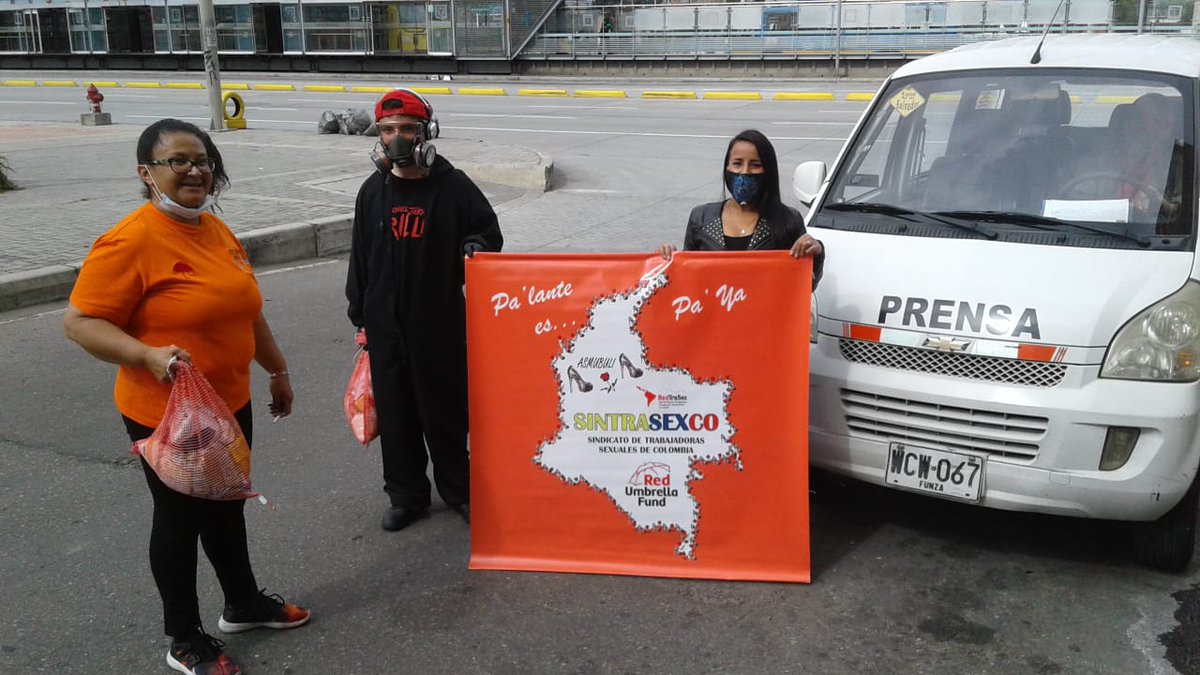 ASMUBULI's tweet photo. ASMUBULI - SINTRASEXCO Con los Medios de Comunicación de televisión, Canal Uno, Canal Rptv y la Agencia Española Noticias EFE Dueñas, informando sobre la situación que vivimos las personas que ejercemos el Trabajo Sexual en el país con relación al COVID 19. https://t.co/UnVV92stxw