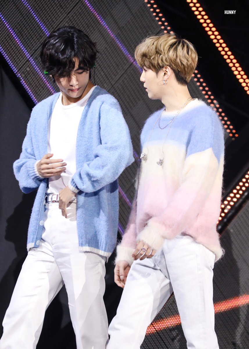 TAETAEDIORS's tweet photo. this is the most “taegi” taegi photo sequence to exist https://t.co/VKD24iuCmG
