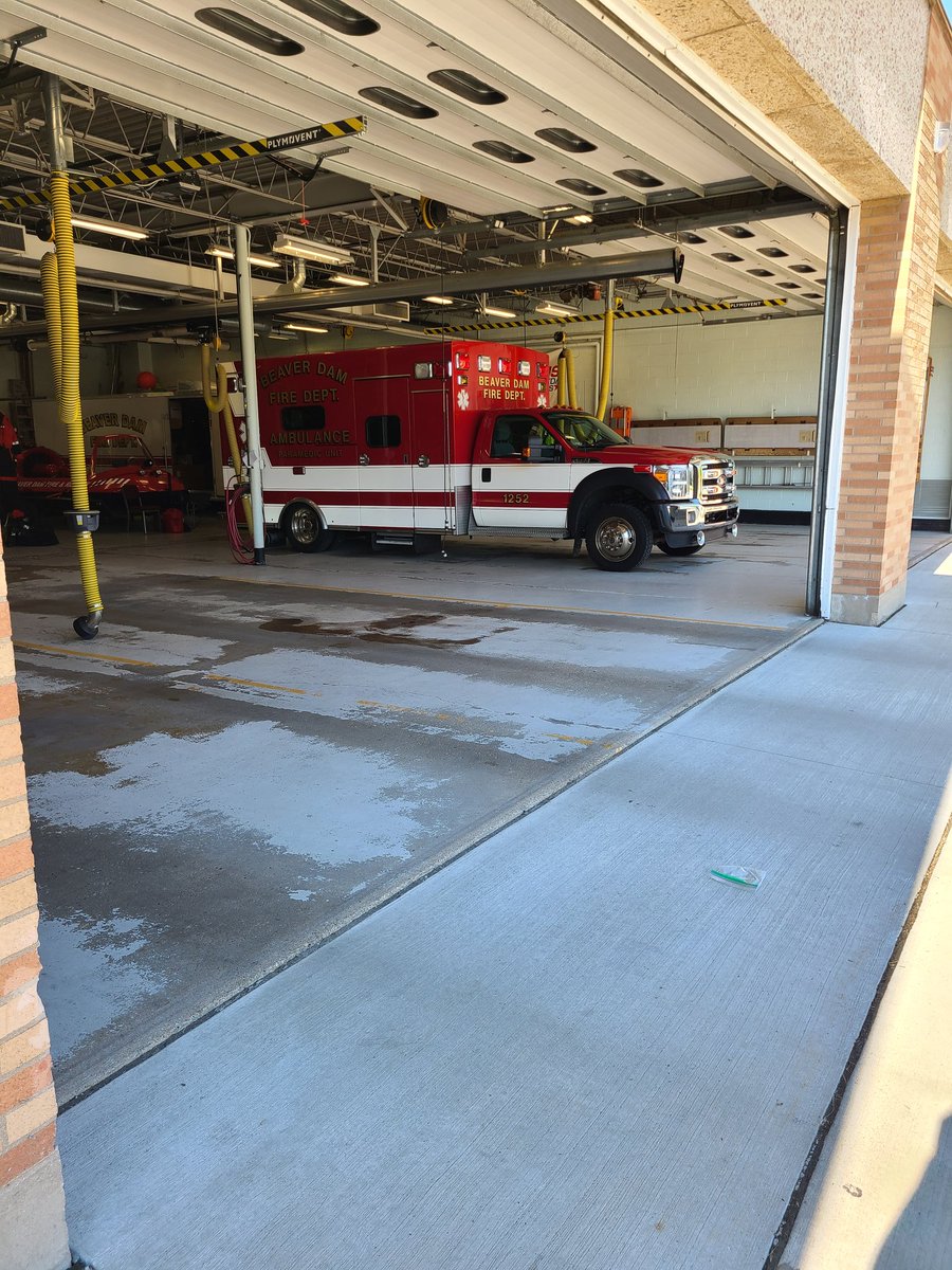 L3432_charities's tweet photo. Your Beaver Dam Firefighters/Paramedics have responded to 3 calls within minutes of each other that required 7 Paramedics. Only 5 are working today so it required calling in 4 more off duty firefighters/paramedics. One ambulance was able to clear and now take a fourth call. https://t.co/EzTP6czj4u
