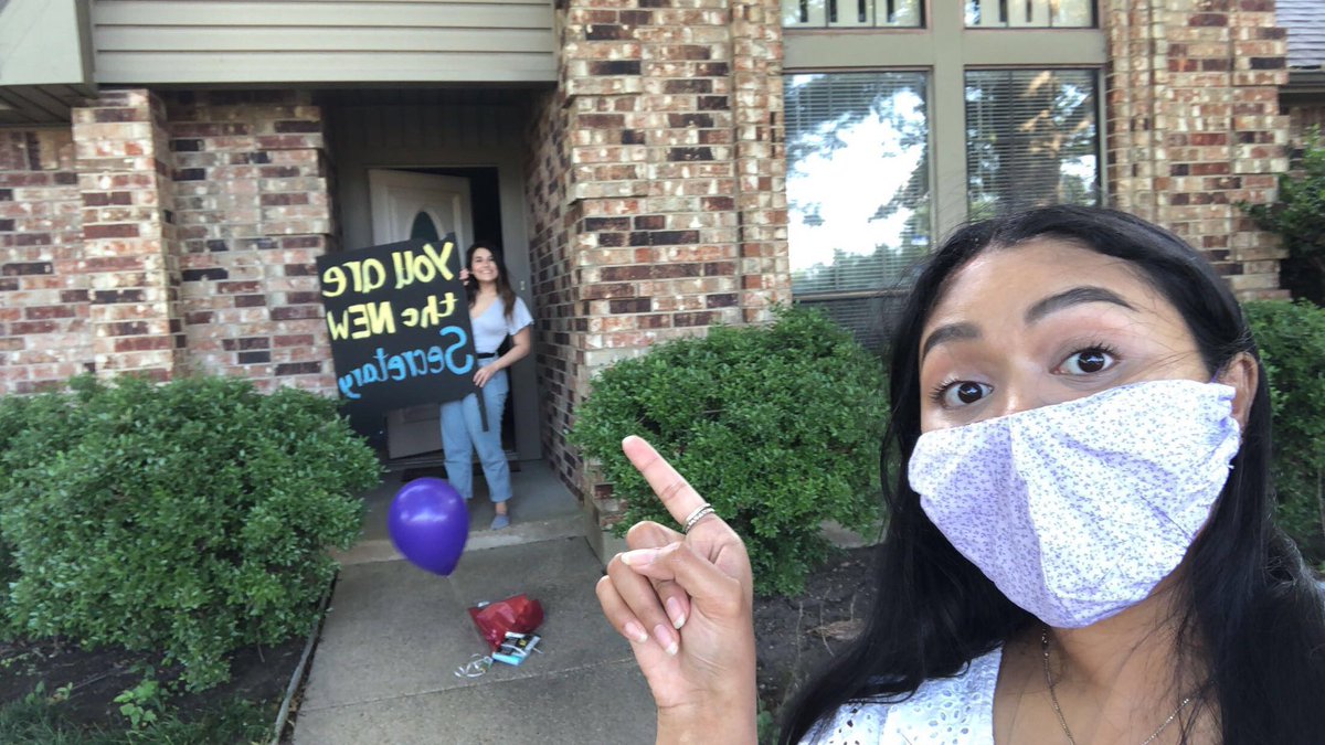 RockwallHSchoir's tweet photo. y’all... we’re getting warmer!! 😬😬
it’s time to announce our 2020-21 secretary!
our incumbent this year was kat mok! https://t.co/X9w8egzJGx
