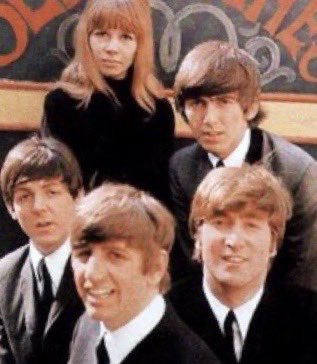 ringostarrmusic's tweet photo. God bless Astrid a beautiful human being And she took  great photos  peace and love  😎✌️🌟❤️🎶🎵🍒🥦☮️ https://t.co/fGXqDbz5bW