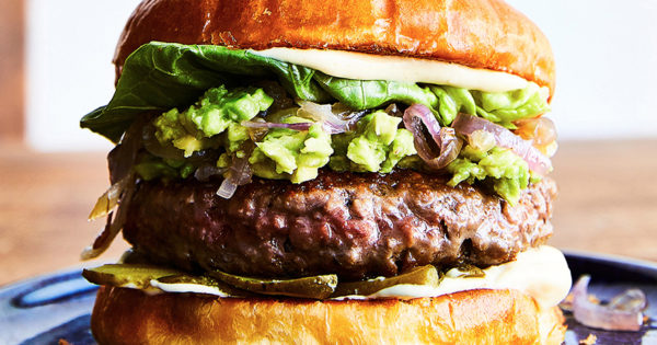 ChelseaCepicky's tweet photo. As the Meat Industry Stumbles, Here’s How Plant-Based Brands Are Stepping Up Their Game https://t.co/sUdscL80Wm via @Adweek https://t.co/U2ZRUyva64