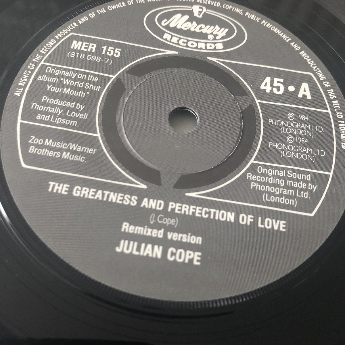 cagedbeatnik's tweet image. read that on signing with mercury records . . Cope asked for a clause to be added so that the first few thousand pressings of records had paper labels and not the silver pressed type . . #paperlabels #mercuryrecords #theteardropexplodes #juliancope