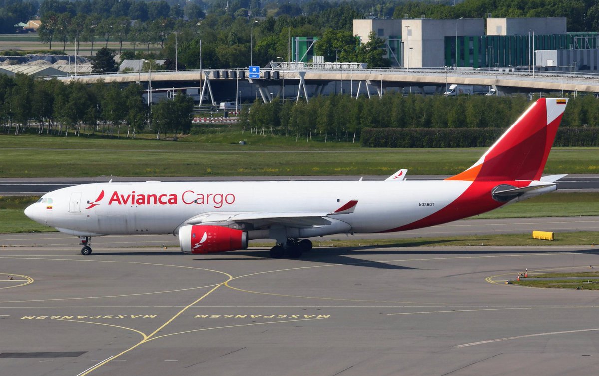 Eventhough #Avianca has filed for chapter11 bankruptcy protection they fortunately keep flying. They also joined the lucrative cargo market to #AMS . #A330F #N335QT is taxiing to rwy18L and passing the terminal. #AvGeek
#Aviationphotography
#planespotting