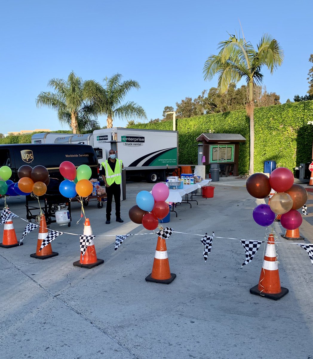 Edie4gzus's tweet photo. @UPS_Laguna 🤎 overcoming all obstacles to achieve #30DaysSafe 💯 #Recognition 🌟 #RecordVolume📦 #HeatWaves #Masks #Mentoring #NoDaysOff☀️ #MaskedMarvels #ClubLaguna🌴 @jrindafernshaw @MarkSundelius @DouglasDJJohns1 @hrbobbyups @melirere https://t.co/ypHtM5iJqc
