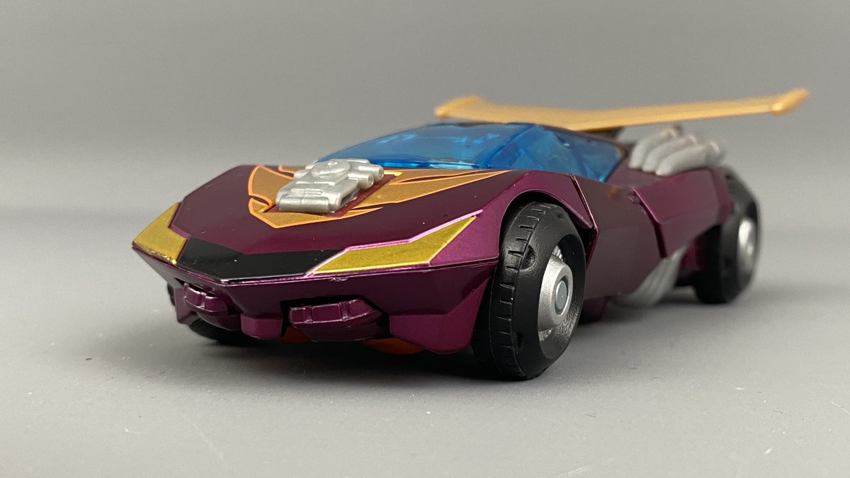 cophonz's tweet photo. Just a little bitesize vid! Watch my #chill #howto #transformation #youtubevideo of #transformers #animated #Rodimus aka #HotRod From #takaratomy accompanied by some #chillwave!

The video: https://t.co/5DaQc49wMu

and some pics: Enjoy! https://t.co/rvOyVN76hU