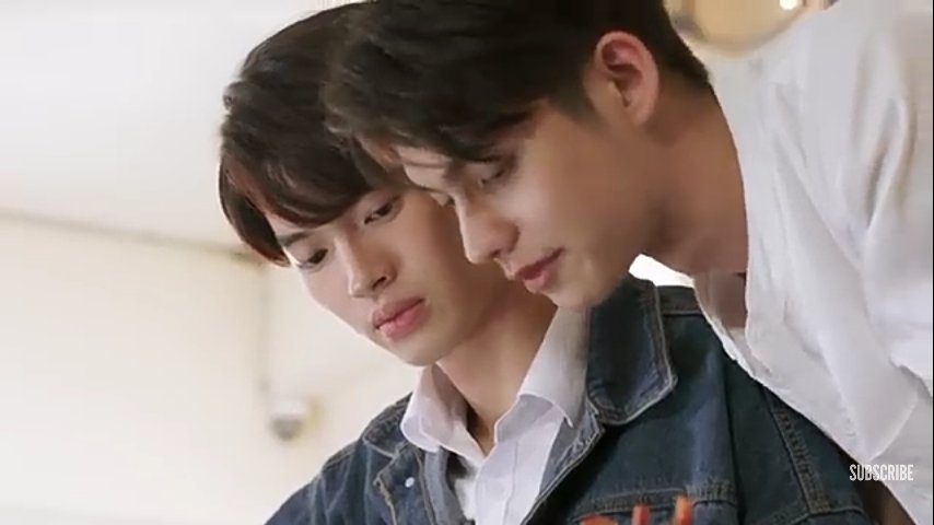 ddyn_dy's tweet photo. END? HUHUHU SEASON 2 PLEASE. I WILL MISS THIS GALS 😢 THANK YOU FOR KEEPING OUR QUARANTINE'S SPECIAL BECAUSE OF THIS SERIES💞💞 @bbrightvc @winmetawin @Drake_Laedeke @FThanatsarun
#SarawatTine #Milphukong #ManType #GreenDim #2getherTheSeries https://t.co/vEPH0QMKHn