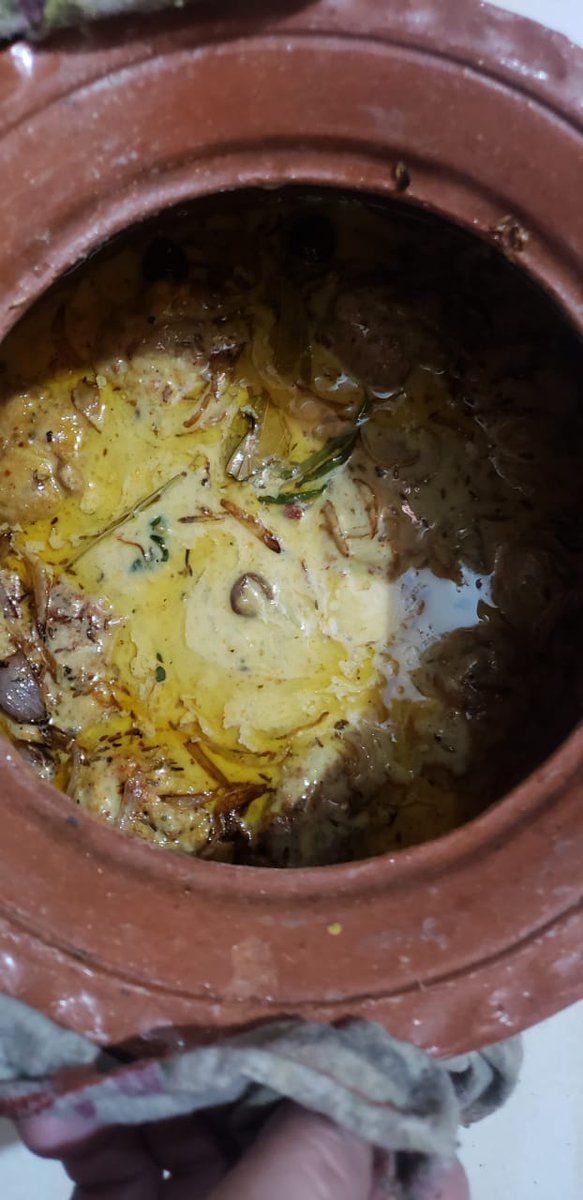 Iman00216194's tweet photo. Guess what is it? #Quarantinefood https://t.co/pPf0dWoyRb