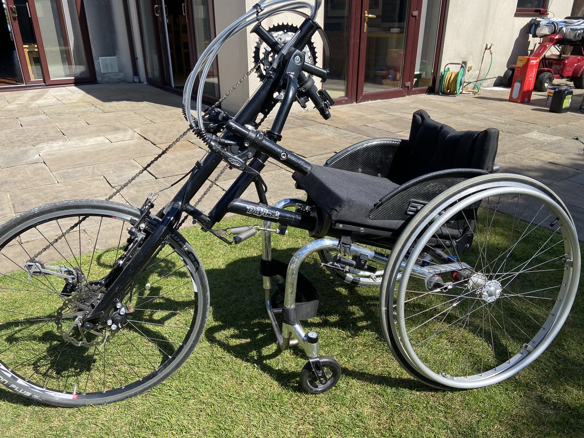 CardiKER's tweet photo. @para_cycle Having a clear out - DaVinci hand cycle and 15” wide Kuschall K4 already set up for it. 25” wheels,2 vario axles for cycling/normal use. Not much use but needs a service. 24 shimano gears. Any questions or any reasonable offers considered. PM me. Cheers https://t.co/cqXoLX0iB8