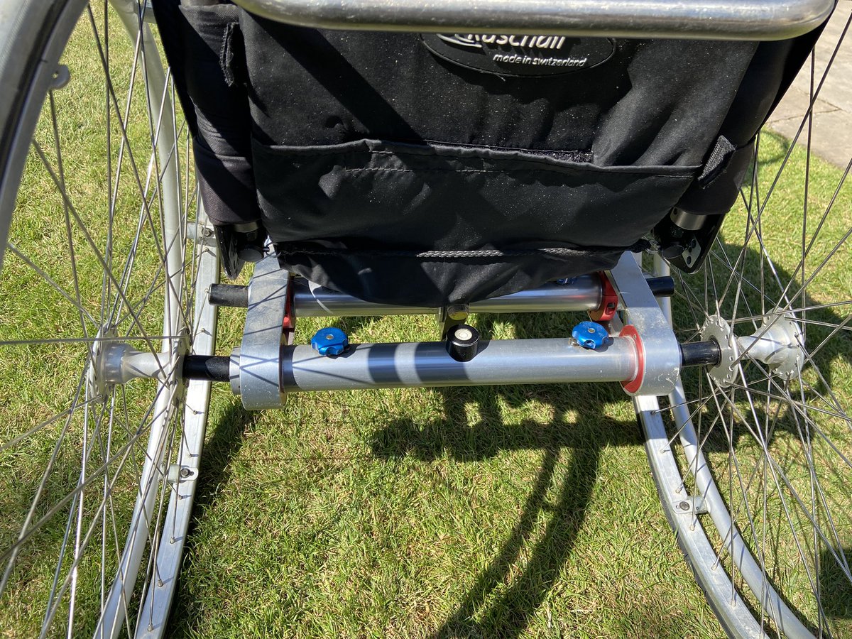 CardiKER's tweet photo. @para_cycle Having a clear out - DaVinci hand cycle and 15” wide Kuschall K4 already set up for it. 25” wheels,2 vario axles for cycling/normal use. Not much use but needs a service. 24 shimano gears. Any questions or any reasonable offers considered. PM me. Cheers https://t.co/cqXoLX0iB8