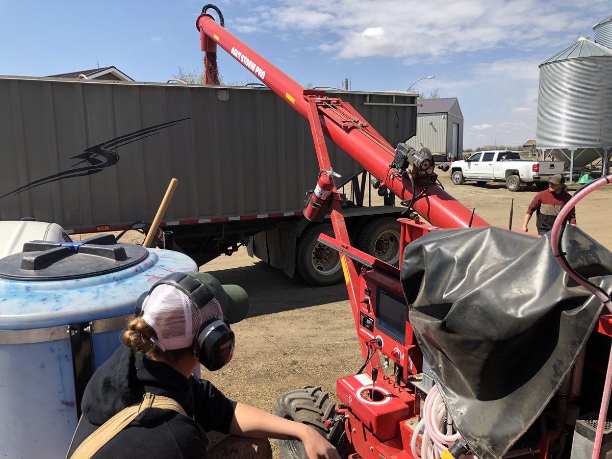 leanne_marin's tweet photo. Another sunny day, another job done! @SVFltd @STORMTreater  #plant2020 #therollingstorms https://t.co/Ionwqtykrh