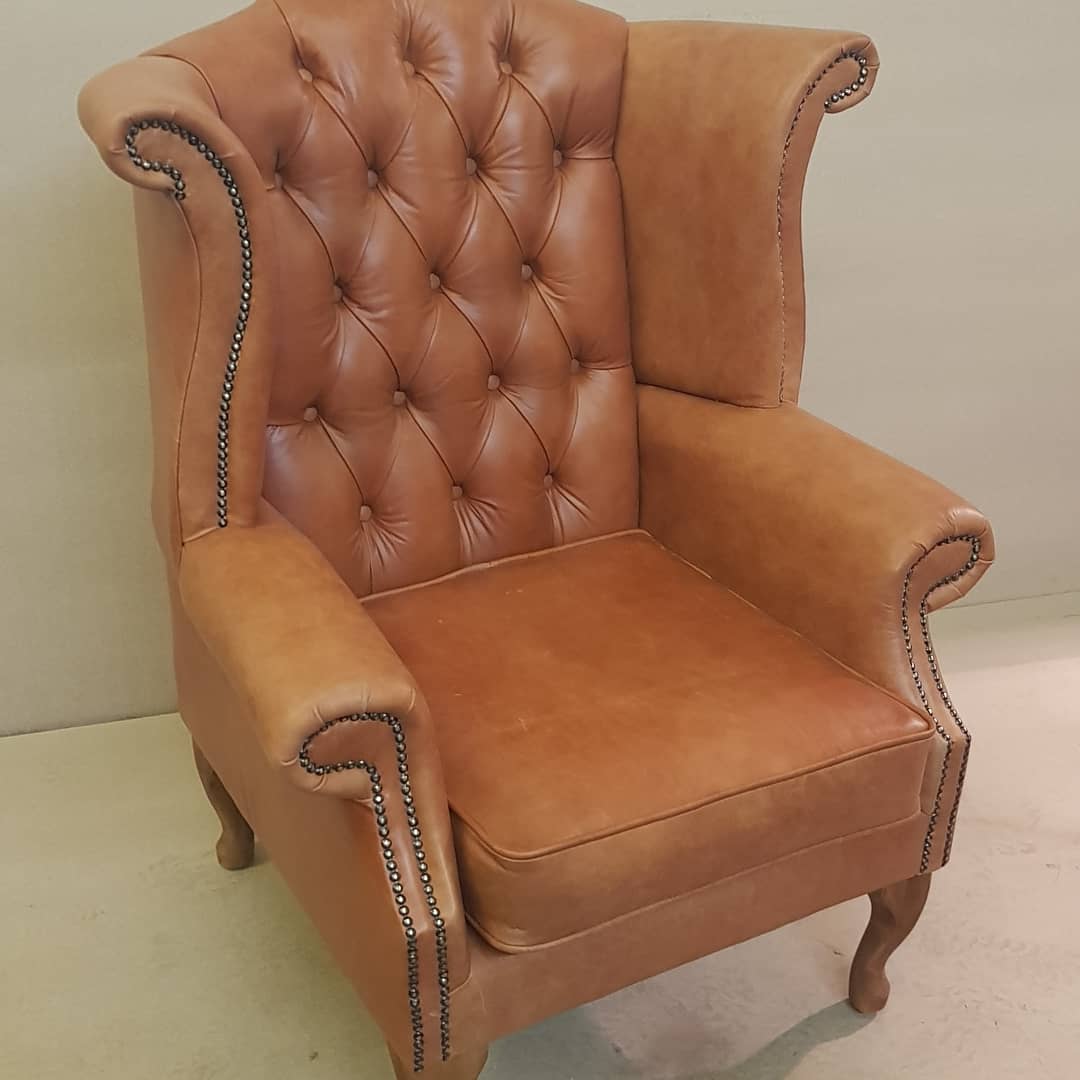 PmContract's tweet image. Our Queen Ann Wingback armchair.
#deep_buttoned
#homefurniture
#armchairs