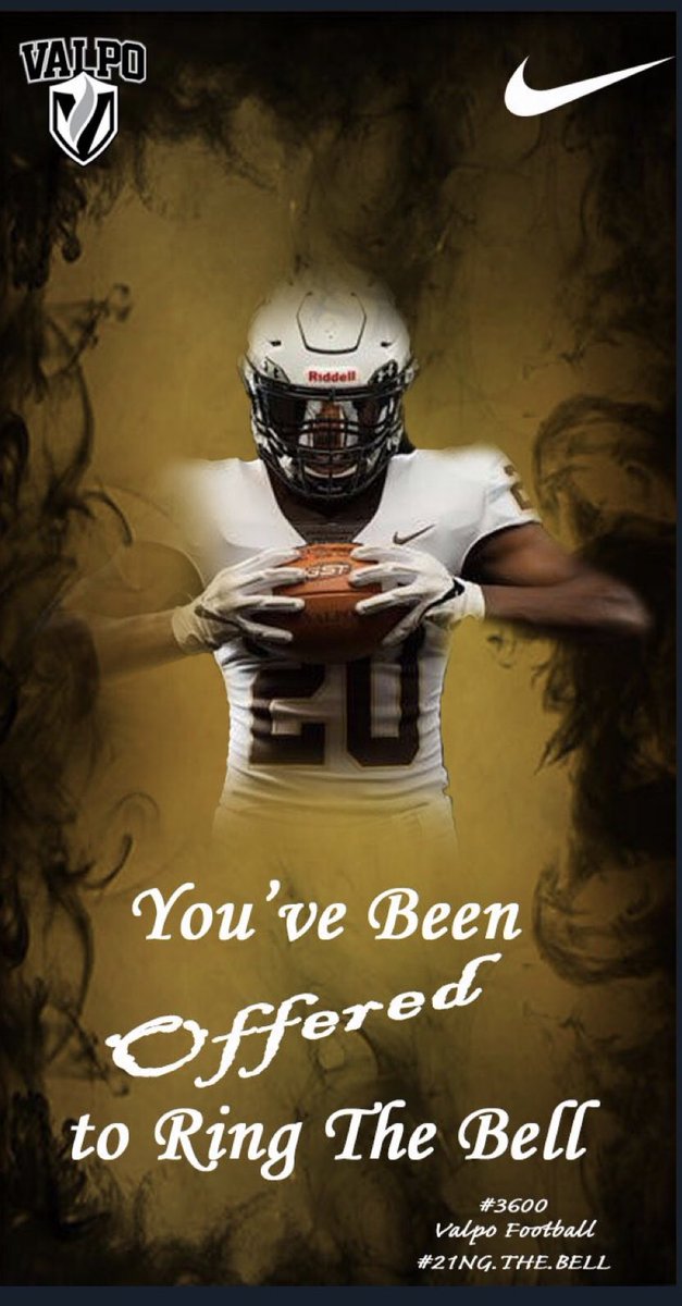 BrettBerg17's tweet photo. Thankful to receive my first offer from @valpoufootball after talking with @Coach__Robinson #OfferFriday https://t.co/EVBEwd8wRt