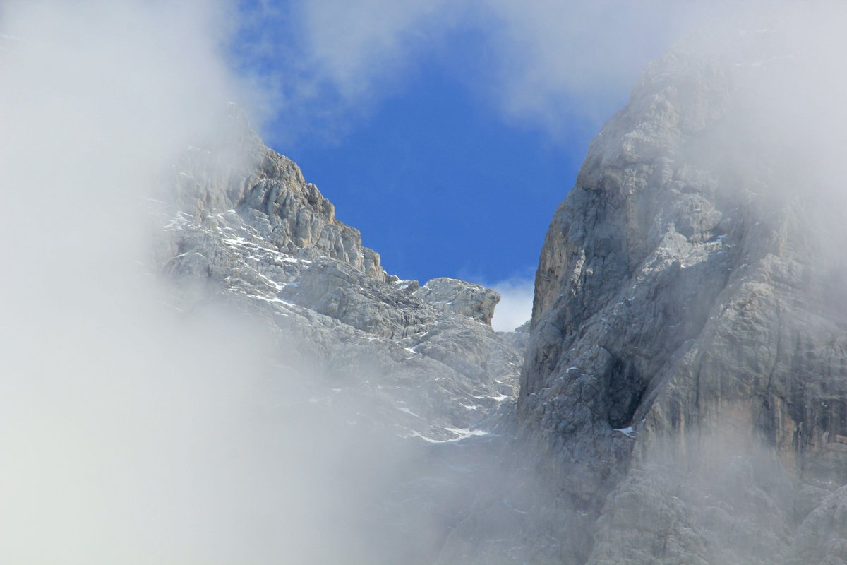 CollinadiFA's tweet photo. Prenditi pure tutto il tempo che ti serve per rendermi felice.
 #FVGLive #Carnia #FVG https://t.co/IbYJeS4LJZ #Montagna #Collinadiforniavoltri #Udine https://t.co/1mUM4CvW6S