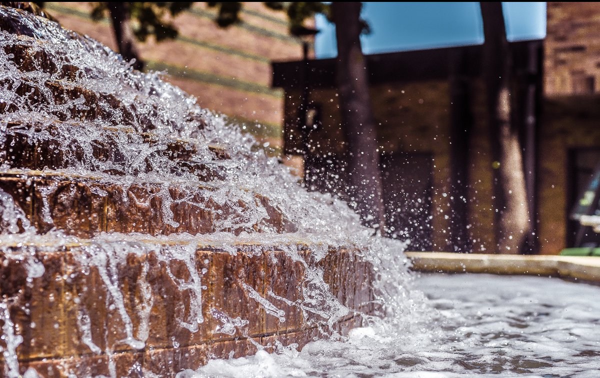 brookhaven_dc's tweet photo. What is the first thing that comes to mind when you see the waterfall on campus? π» #MyBHC #BrookhavenCollege https://t.co/0ZdMXsc3Lm