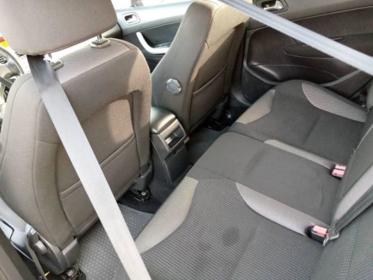 PseActu's tweet photo. Offre spéciale fin Ramadan: Peugeot 308 année 2012. Prix: 4.300.000 FCFA au lieu de 5.500.000.
COULEUR: grise KILOMETRAGE: 80.000KM CARBURANT: Gasoil TRANSMISSION: Manuel
#DakarAutoPasChère
Tel: 77 354 50 22 https://t.co/UeeJK9wfeF