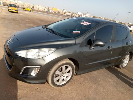 PseActu's tweet photo. Offre spéciale fin Ramadan: Peugeot 308 année 2012. Prix: 4.300.000 FCFA au lieu de 5.500.000.
COULEUR: grise KILOMETRAGE: 80.000KM CARBURANT: Gasoil TRANSMISSION: Manuel
#DakarAutoPasChère
Tel: 77 354 50 22 https://t.co/UeeJK9wfeF