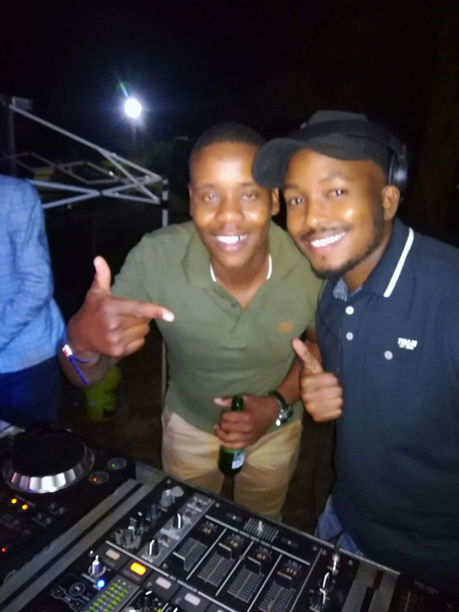 LehlognoloM's tweet photo. We are now inside my vote goes to him #DJSLEEKT #BASEmentBattle https://t.co/omfNOJlnig