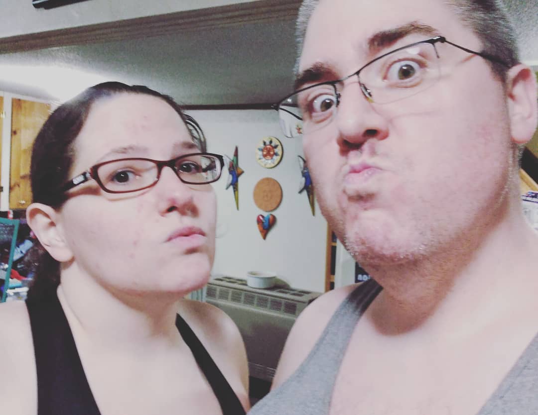 dostuffwithus's tweet photo. Arm Day was a thing and we were sore for days. Facemask after the post workout shower felt great. #homegym #homeworkout #armday #workout #workoutcouple #workoutmotivation #workfromhome #couplegoals #couplesofinstagram #armworkout #facemask #selfcare #love #soreaf #dostuffwithus https://t.co/VcTRx8J3Mu