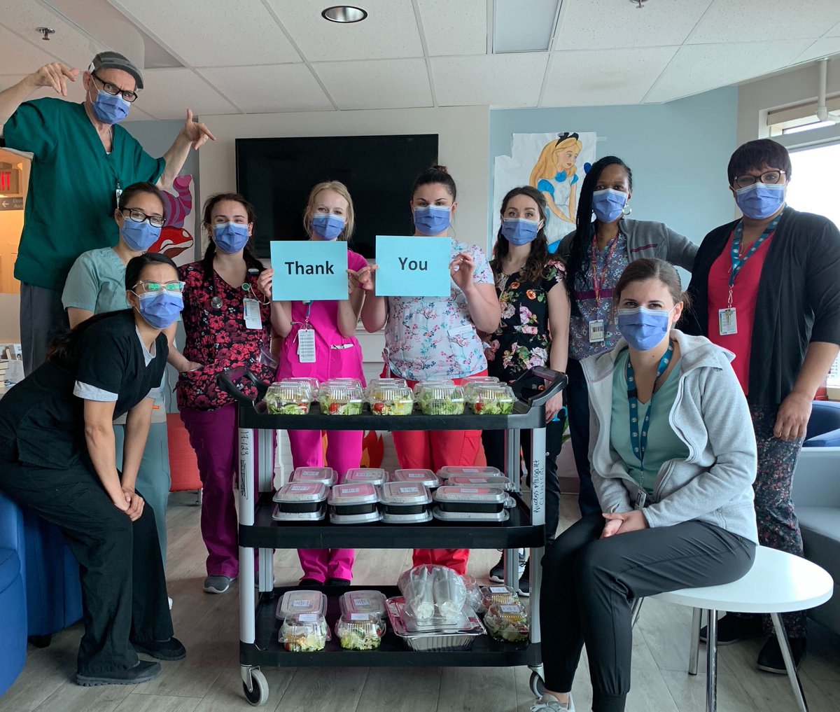 thrivercompany's tweet photo. Thank you again @SVB_Financial for your generosity through #NationalNursesWeek + our partners @mezesrestaurant, @thairoomto & Mika for your #deliveries! Read more on #TheFeed – https://t.co/ekvFG36Hiw #NursesAreHeroes #ThankYouNurses #ThankYouHealthcareWorkers #GroupOrdering https://t.co/JkY2cABZ5A