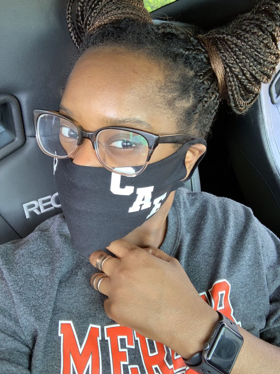 MsTylerTeaches's tweet photo. Thank you @MediaCae @APSClevelandAve for my protective swag! @maniact3acha let me see you in yours! 😍 https://t.co/vDrWuepfJ5