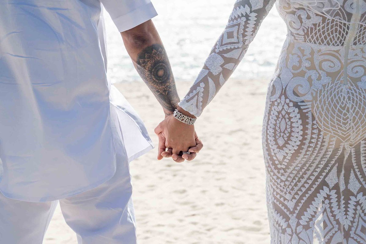 ~A Wedding Day to Remember ~ Expertly planned small weddings in Key West.  Contact Conch Concierge Weddings for more information.ℹ️