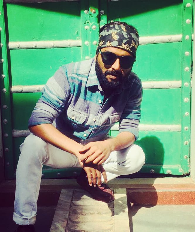 NareshRamani14's tweet photo. No matter how many mistakes you make or how slow you progress, you are still way ahead of everyone who isn’t trying😎🙌🏻💫

#memories #shootdays #lookoftheday #looksgood
 #photoshoot #jaipurcity #rajsthan #actorlife #modelslife #mumbaimodel #lifeartist #harharmahadevॐ https://t.co/LAbdbLAnhf