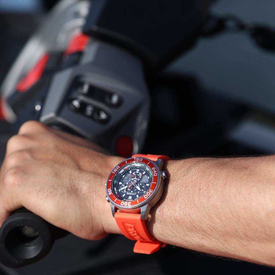 MCustomJewelry's tweet photo. Improve your mobility and your mood with a burst of brlliant color: the all-new Citizen Promaster Sailhawk with a bright-orange polyurethane strap. #MyCitizen #CitizenWatch #CitizenPromaster #GoStronger #EcoDrive #EveryCitizen #colorpop https://t.co/tkufiwIrDf