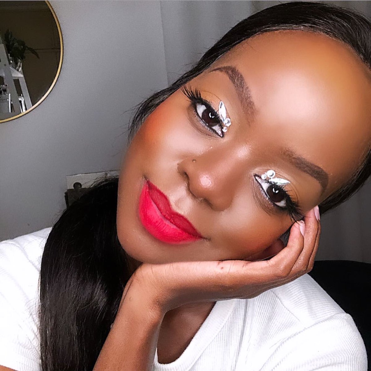 What day is it ??  #22LooksByLera : @maccosmeticsafrica Ruby Woo .