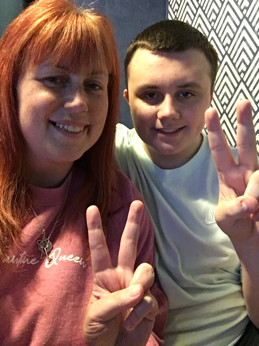LisaKingham1's tweet photo. #Vasculitisday #takayasusarteritis @vascuk 💚💙 15th May 2020 💙💚 https://t.co/0gF6vLSNJY