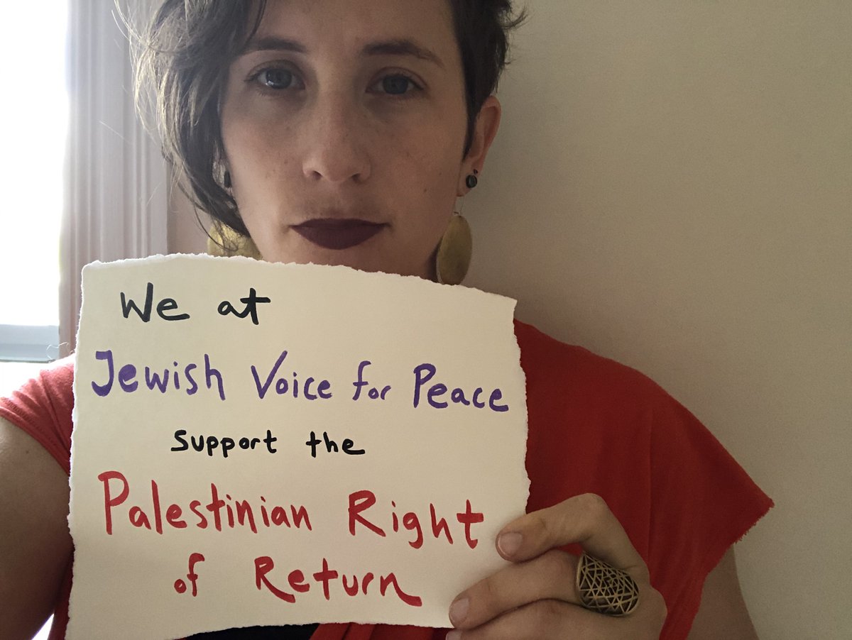 I support the right of Palestinians to return to their homes from where they were violently expelled. I am showing my solidarity on #NakbaDay. Palestinians have the right to stay in their homes and the right to return home. #KeyToJustice #SpreadSolidarity