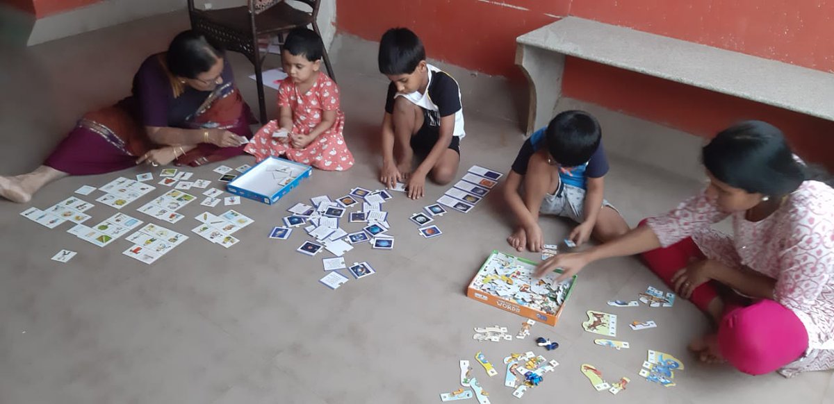 jayashrisurya's tweet photo. What a way to enjoy our #FamilyFriday ...connected with family...Cooked together...and completed a puzzle...#WellnessWitFam #InternationalFamilyDay2020 #Together @GmaWellness @DxbModern https://t.co/c1fsaa3QtZ