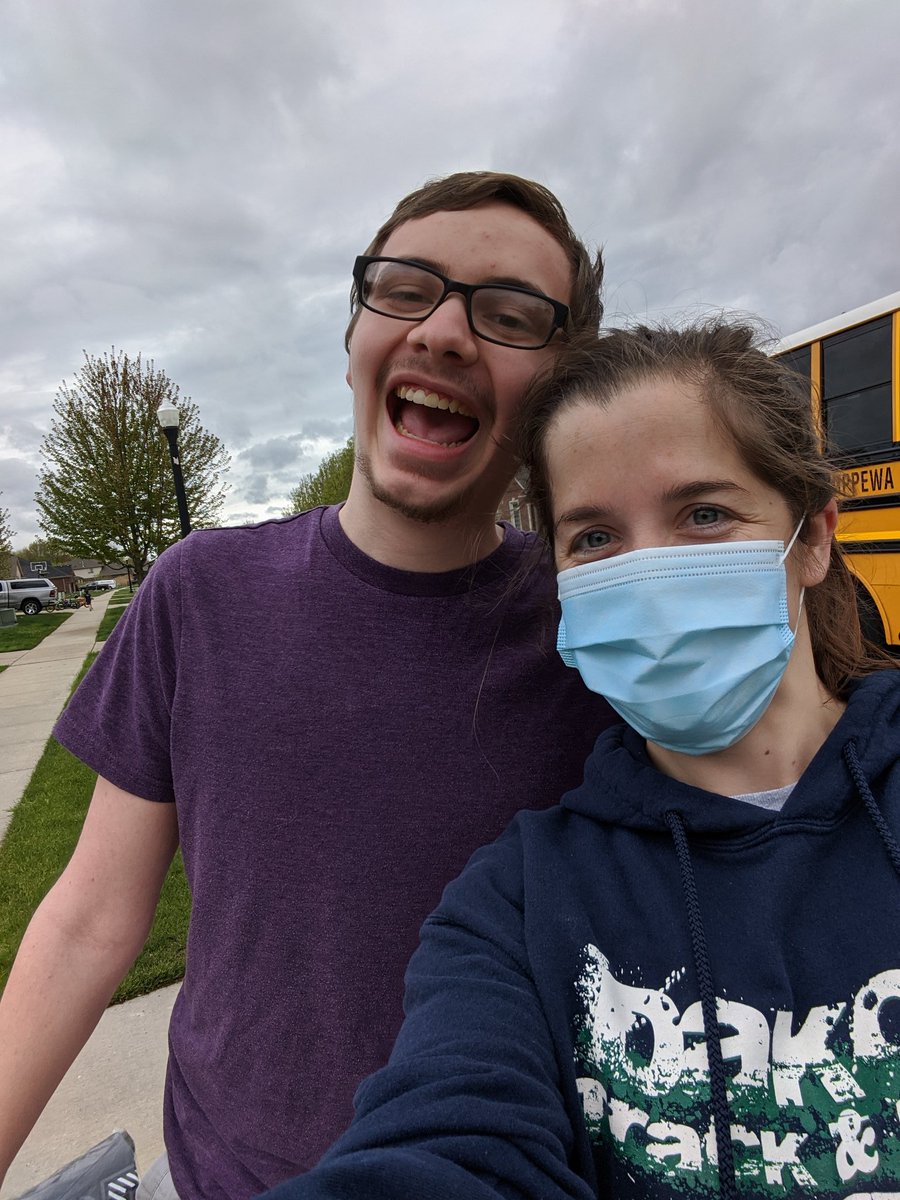 LewisTweets130's tweet photo. We love our seniors!! @DHScougars2020 https://t.co/uSipYiyGoN