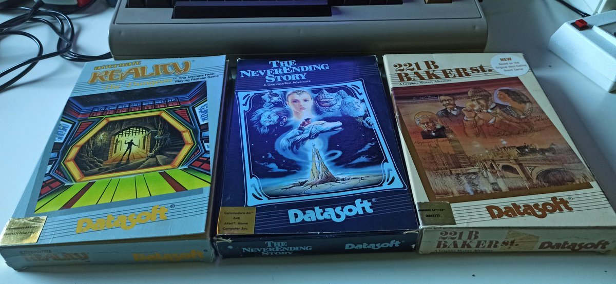 outrun69's tweet image. Bel arrivage aujourd&apos;hui !
3 jeux #DATASOFT
- The Neverending Story
- Alternate Reality The Dungeon
- 221 Baker St
Ma collection Datasoft s&apos;agrandit encore un peu ! 😊 Merci à Neil pour l&apos;échange ! 👍😉
#C64 #Commodore64 #retrogaming #C64Retweets #CommodoreBlog #EverythingC64