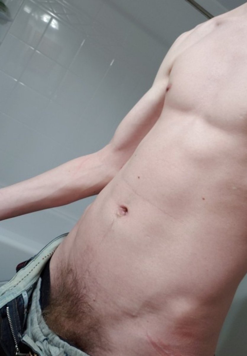 MasterTyHunted's tweet image. Days off have been few and far apart. So when I do get one, I just let my #uncut #alpha cock hang out and use weak #beta fucks like you. Now put your nose and money where they belong. #hunted #findom #Rxlife