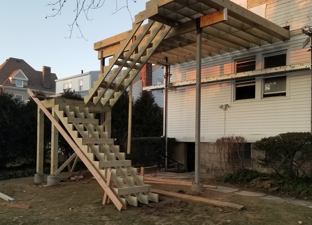ProDeckBuilder's tweet photo. Building stairs for a tall deck: https://t.co/pP9ohdzRPE https://t.co/kO2ToymAbX