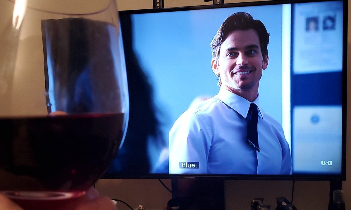 AlexMayUNot1's tweet photo. Every time #neilcaffery smiles take a sip. #gettingdrunk #WhiteCollar #MattBomer #itsabeautifulday #stayhome https://t.co/ybjirzV66m