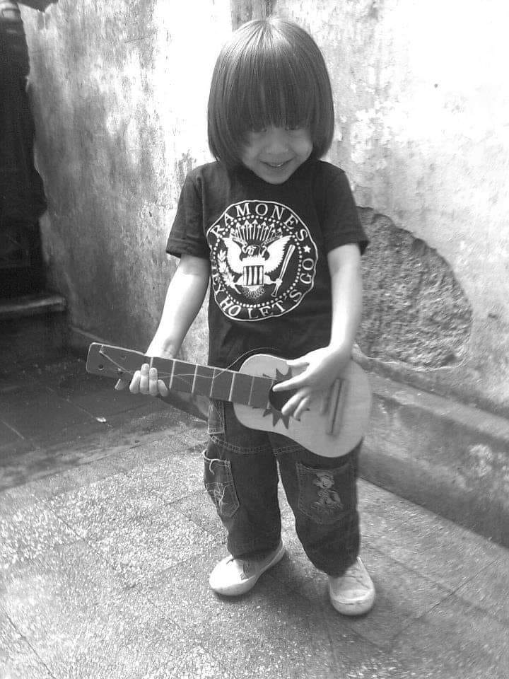 PunKandStuff's tweet photo. Great effort kid #JohnnyJr
#NoCredit https://t.co/4nKvYy5FMb