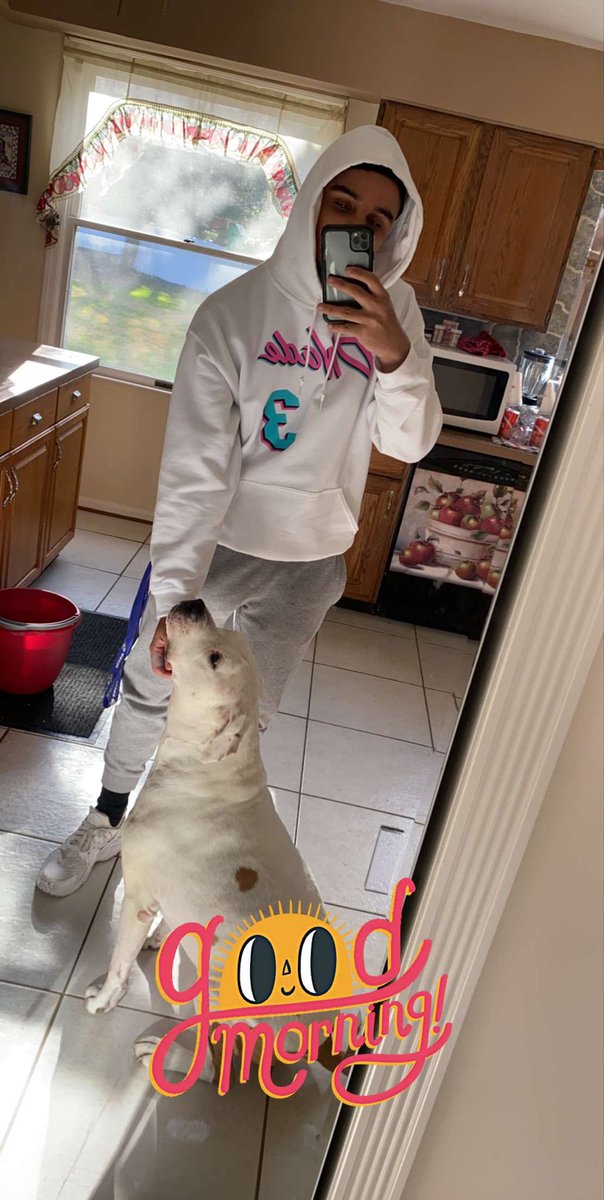 KingRich96___'s tweet photo. Saying goodbye to my bestfriend was the hardest thing to ever do..I love you and gonna miss you so much buddy 🥺😓 https://t.co/JN3GMkucRM