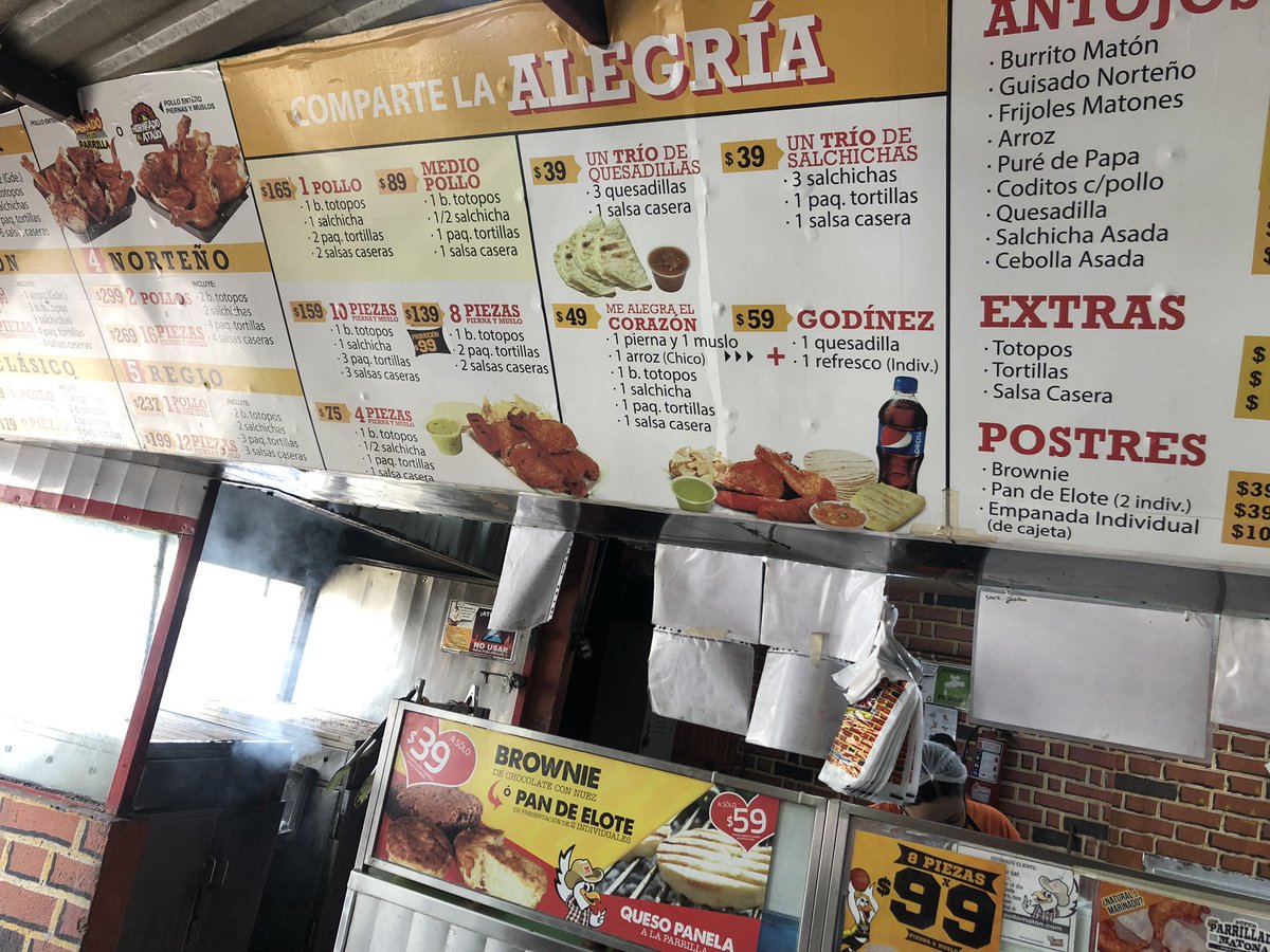 SoyDeSanNicolas's tweet photo. Vecinos 😃 hoy vine a pedir mi comida con mis amigos de @ElPolloMatonOfl 🐤 en Las Puentes #SanNicolas y que chulada! Hasta parrilladas tienen 🥩 🍗 si no han comido pidan en todas las aplicaciones o para llevar, aquí tienen todas las medidas de higiene #MeAlegraElCorazon ❤️ https://t.co/8vScC98931
