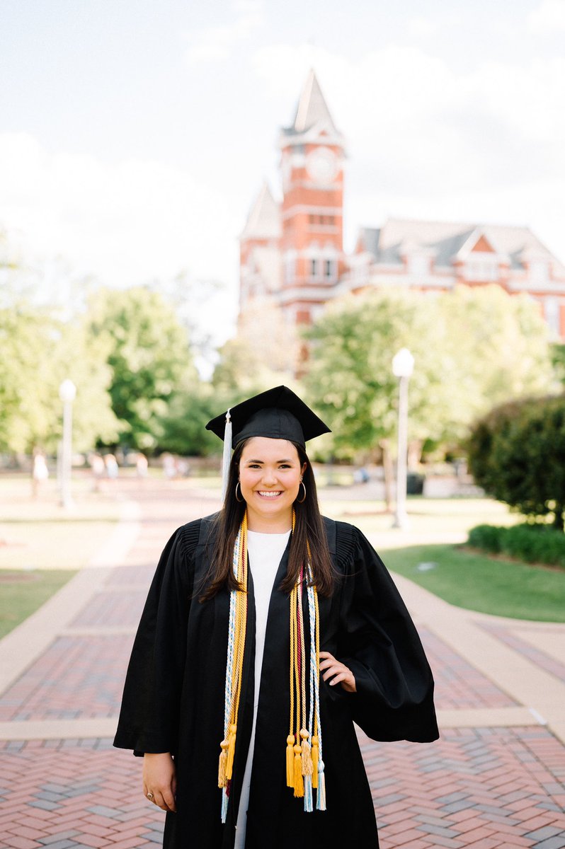 JorEngle1's tweet photo. Been an alum for 12 days and already missing my home💙🧡 War Eagle Always. https://t.co/PX2fBRY2HW