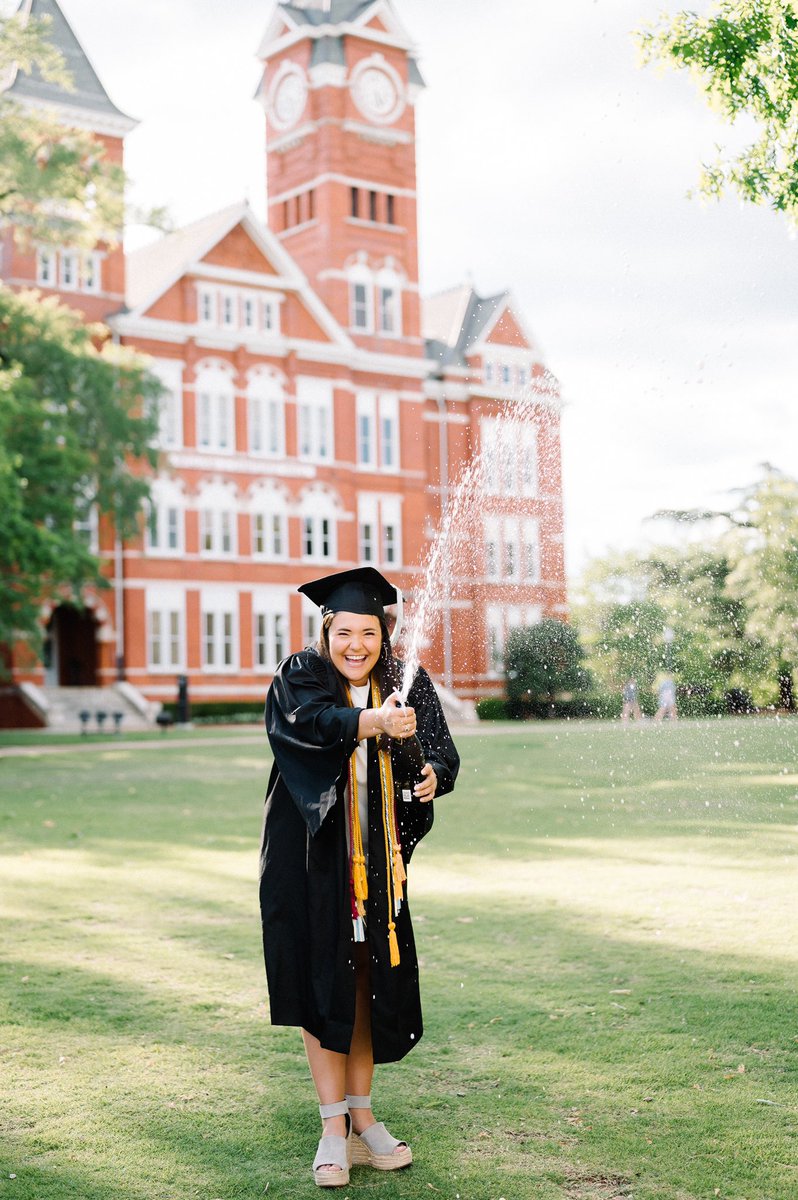 JorEngle1's tweet photo. Been an alum for 12 days and already missing my home💙🧡 War Eagle Always. https://t.co/PX2fBRY2HW