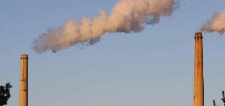 SolarFred's tweet photo. MISO: Majority of coal is self-committed, 12% was uneconomic over 3-year period https://t.co/A0XFwwaP5V It's the end of the coal as we know it.... Apologies to REM. https://t.co/Q9WEaZeViv