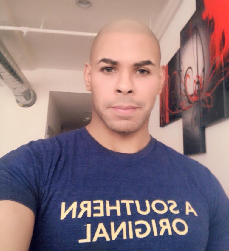 AlonzoDeMarco's tweet photo. A Southern Original 
#thereturnofdemarco #malemodel #postworkout #homeworkout #SouthernCharm #selfie #NYC #nj #Quarantine #notyourboynextdoor https://t.co/D2Cu6M95a2