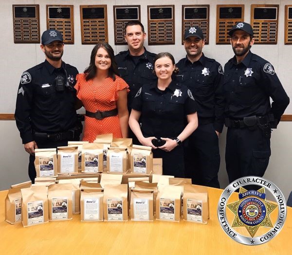BonaBuzz's tweet photo. Bona is thanking first responders during #NationalPoliceWeek with coffee deliveries! We appreciate these essential workers helping to keep our communities safe on a daily basis. So this week, we donated 432 bags of Bona’s special blend coffee - made with love by @CopperDoorCof. https://t.co/zcXo6v9vbm