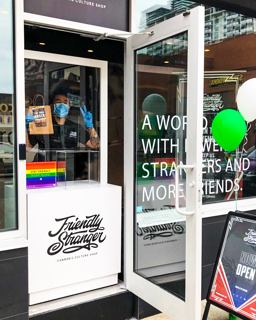 friendlystrnger's tweet photo. We have a safe walk-up ordering system in place at our Church Street location and it's running super smooth! You know what this means. Debit transactions are now possible for cannabis.
⁠
#FriendlyStranger #FSChurch #villageloveto #cannabiscommunity #FridayFeels #socialdistancing https://t.co/kXjs2oLbyF